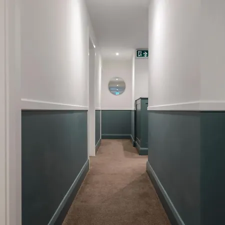 The Smugglers Guest house 3*