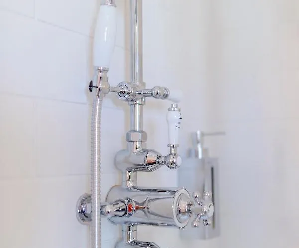 בית הארחה The Smugglers ווטרוויל