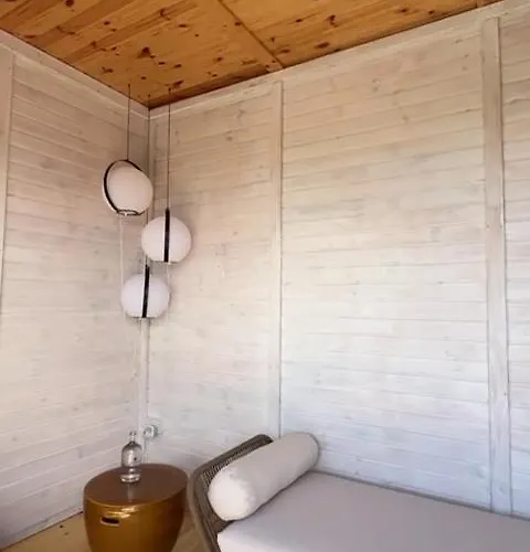 The Smugglers Pensión